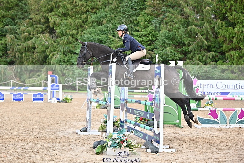 251026A-122106-24330 - E-393-Saskia.Rioux