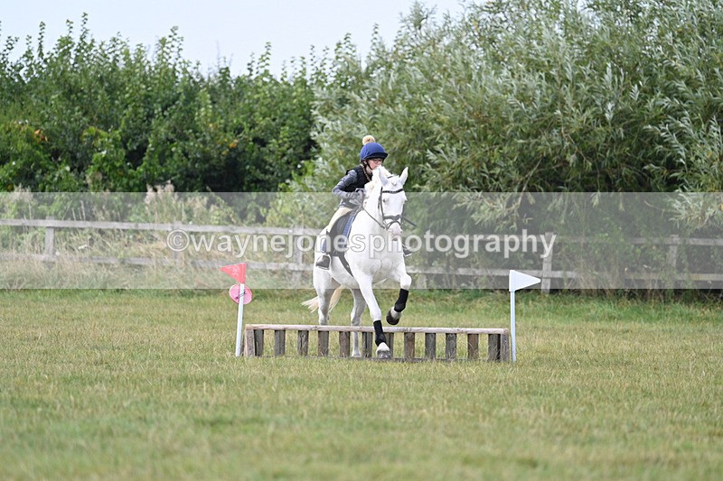 WJ7_6420 - 40cm XC Time 11:50 to 12:10
