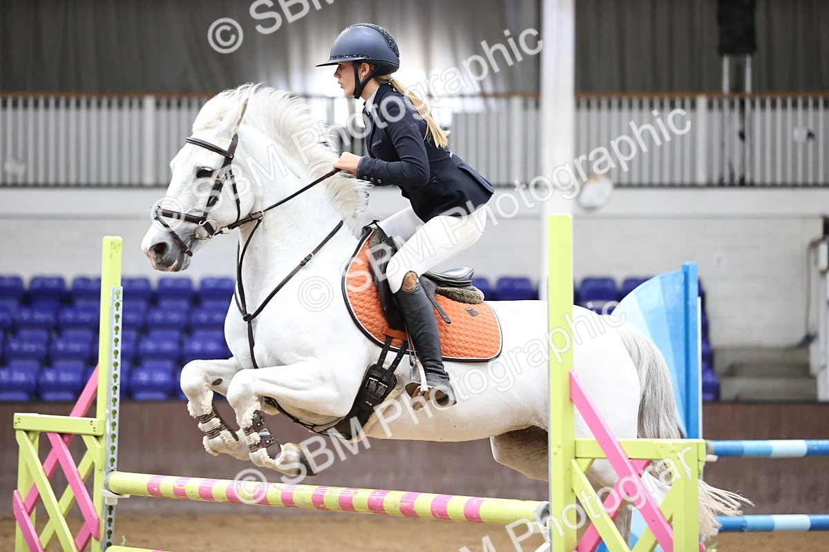 SBM_001186 - Class 5 - Blue Chip Pony Newcomers 1.00m Open