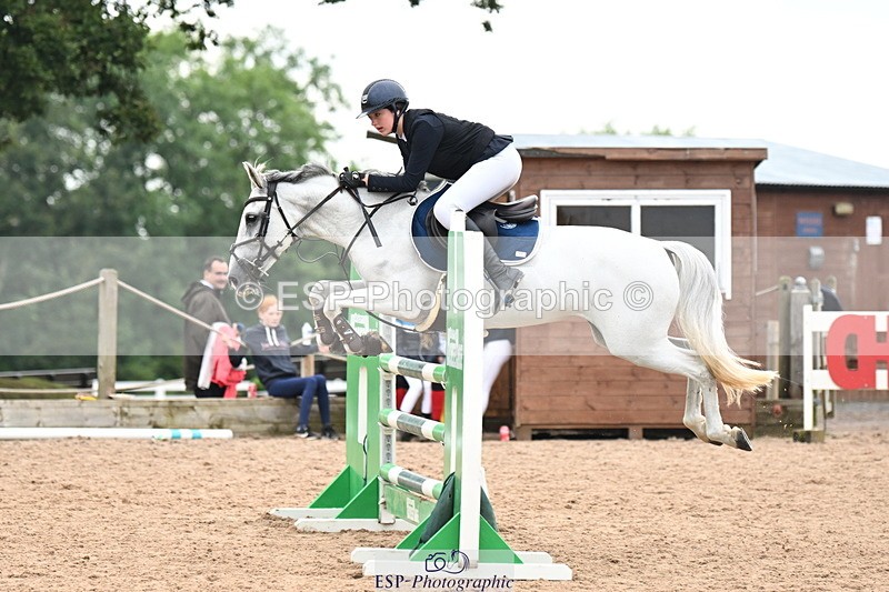 240907A-142337-02343 - Cls 4 Pony Big Team 95cm & 1.05m