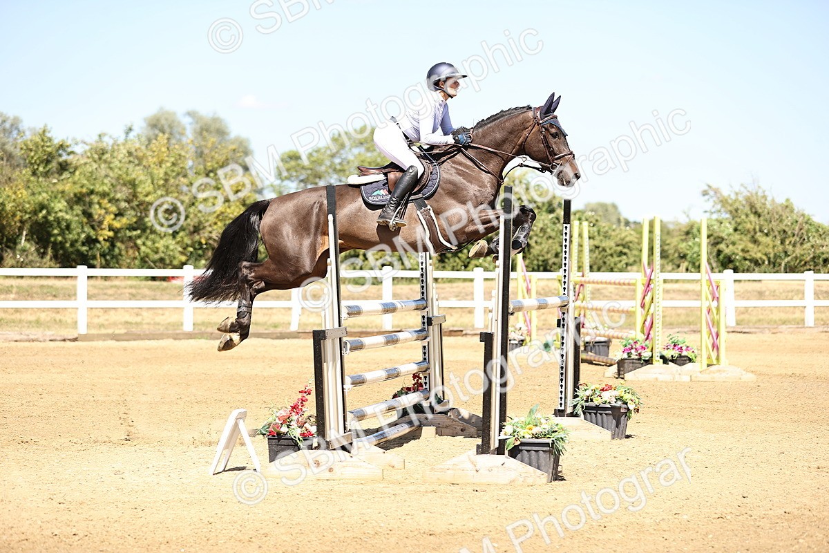 SBM_015099 - Class 16 - Senior foxhunter - 1.20m Open