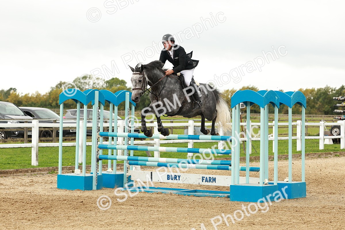 1I0A8124 - Class 5 - Senior Foxhunter 1.20m