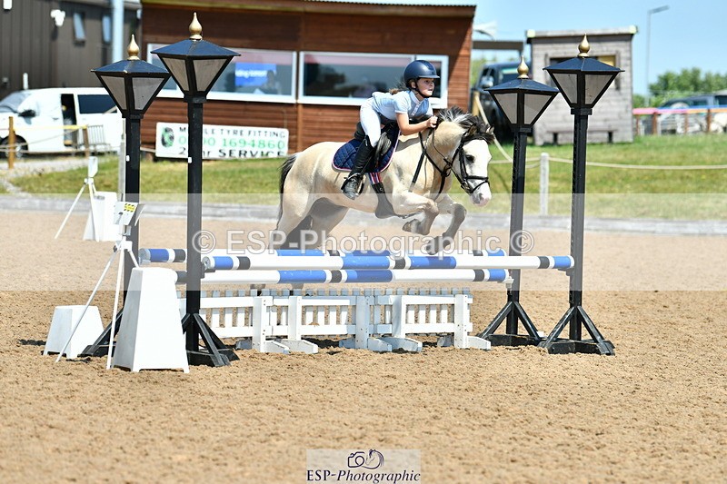 230625A-113529-03795 - Cls 34 Stepping Stones 128 + 138cm