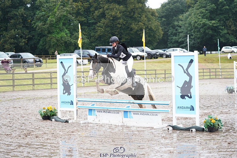 240824X-090506-20562 - 70cm Round 1 8.30 to 9.30