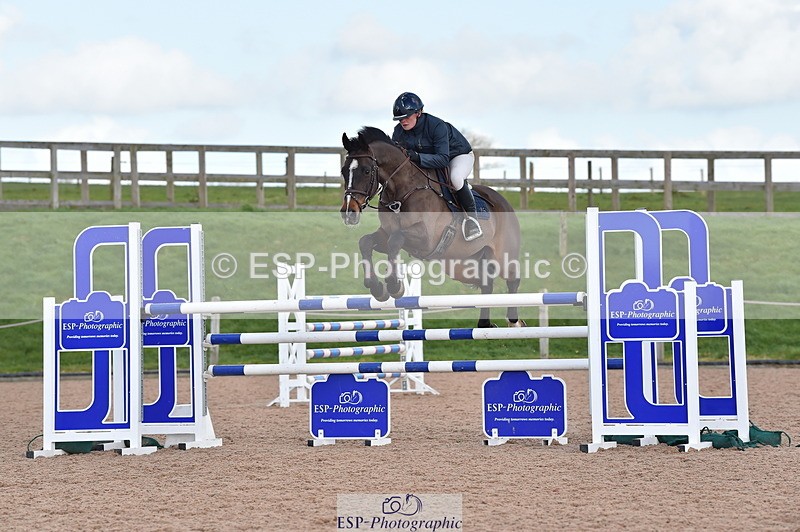 240306A-153844-01827 - Cls 5 Foxhunter and 1.20m Open