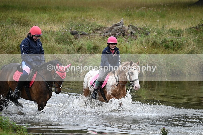 WJ7_9280 - Time at Water 11:53 to 12:23