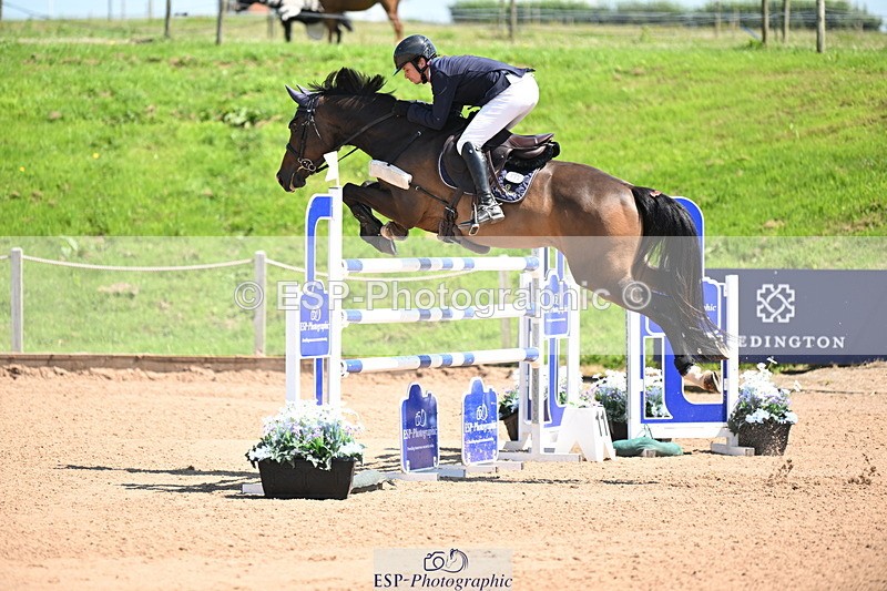 240718A-120920-04982 - Cls 1, 3 Star Small Tour 1.35m