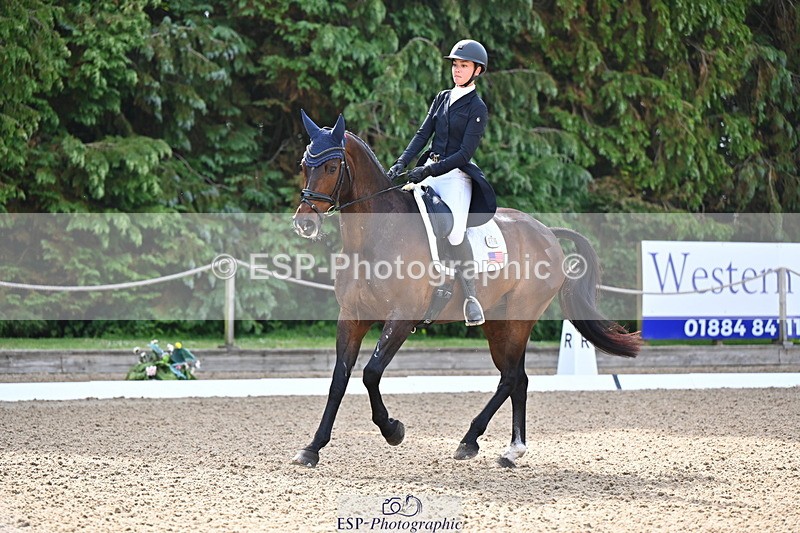 250523A-093314-05559 - D-459-Molly.Duda-DISCO.TRAVELER