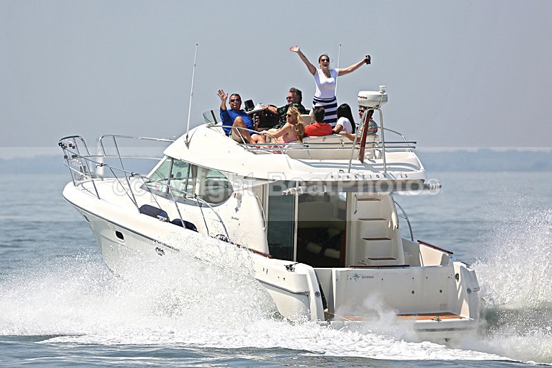 160605 JEANNEAU PRESTIGE 32 Y92A7821 - Flybridge Cruisers