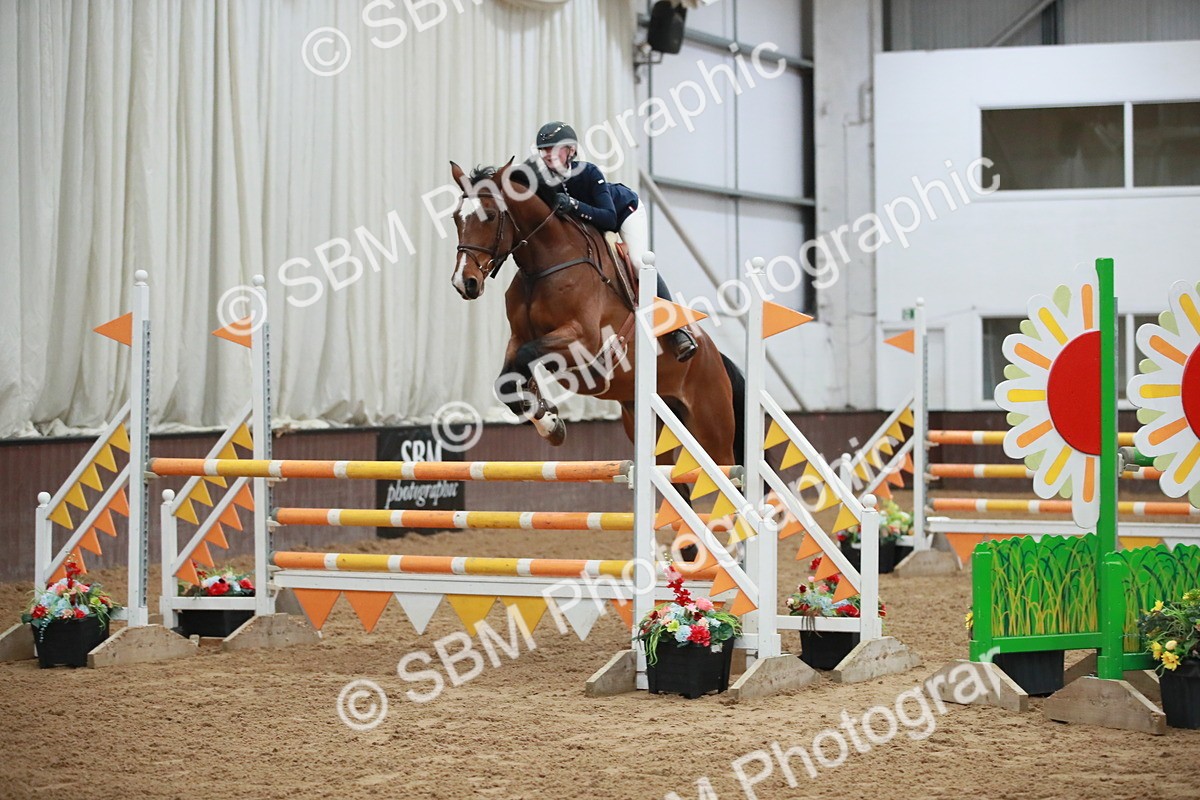 SBM_001009 - Class 4 - Senior Newcomers - 1.10m Open