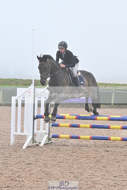 240813-192836-00935 - Classes 7 A&B 90cm