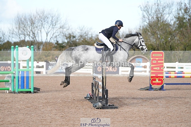 251025-125210-00412 - Cls 9 Pony Winter Discovery and 90cm