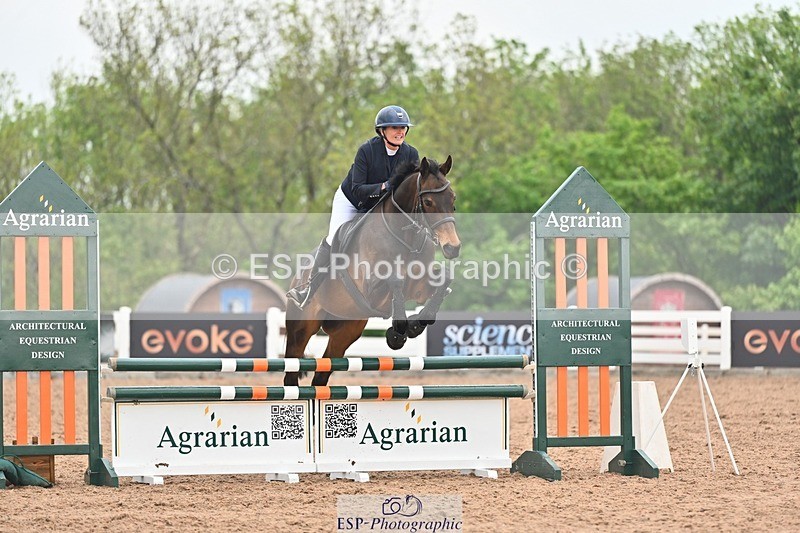 260508-092514-04453 - Cls 17 British Novice and 90cm Open