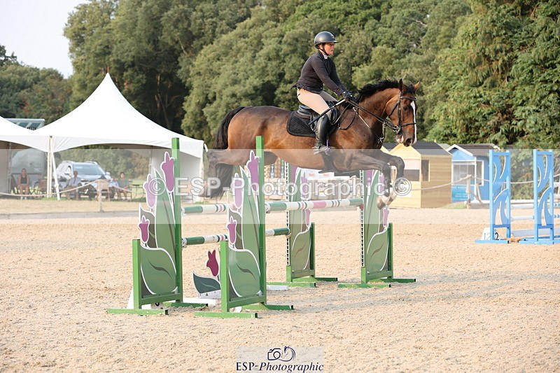 250816A-180421-03258 - Cls 11 Snr Foxhunter