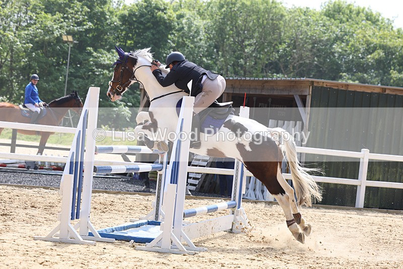 3E7A1146 - Class 13: Senior Newcomers/1.10m open