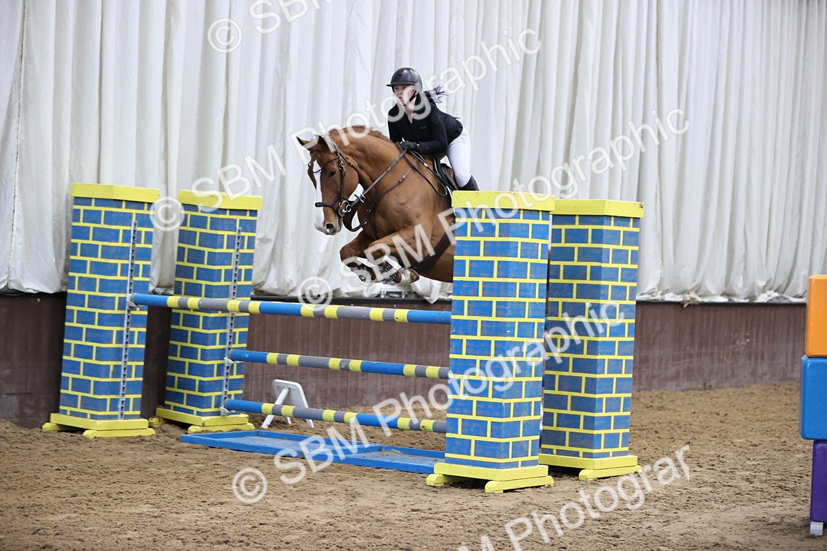 SBM_001768 - Class 4 - Senior Newcomers - 1.10m Open