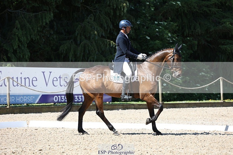 230526-102102-05233 - 360-NO_RUSH_ONE-Marcio_Carvalho_Jorge-WEDTrotUp+DR