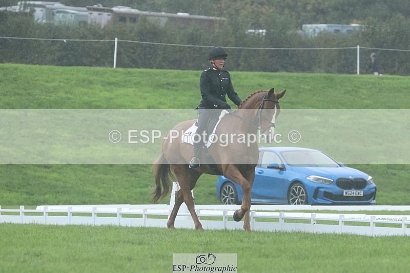 251023A-121338-03503 - D-321-Kirstie.Deakin-Main