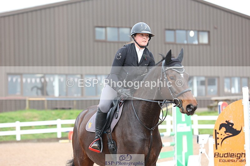 231112A-112805-03629 - Cls 18 Discovery & 1m Open