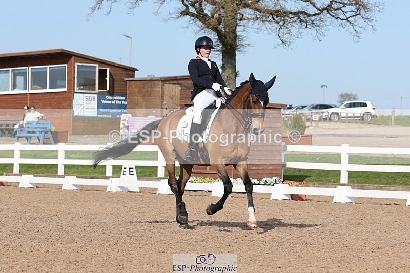 250404-163545-07553 - 115-Isla.Sully-Vagabond.De.Massa