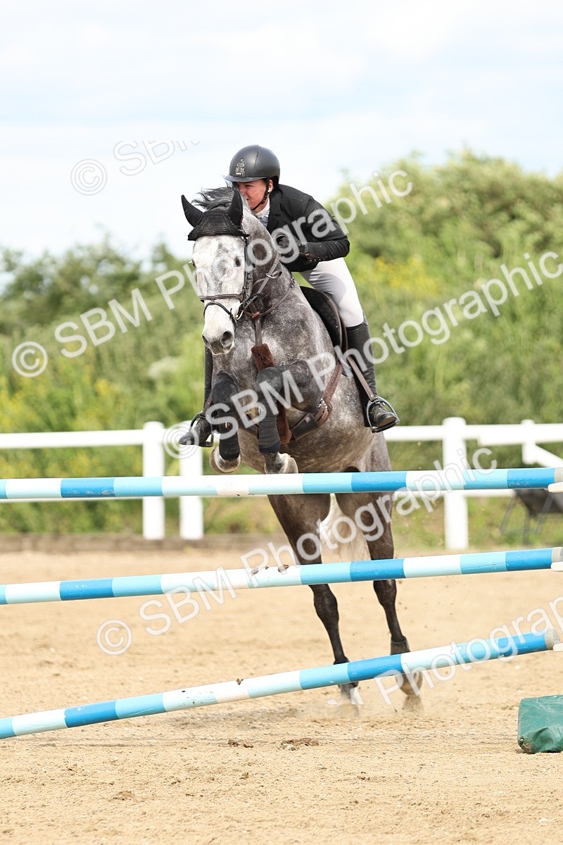 SBM_001367 - Class 5 - Senior Foxhunter - 1.20m