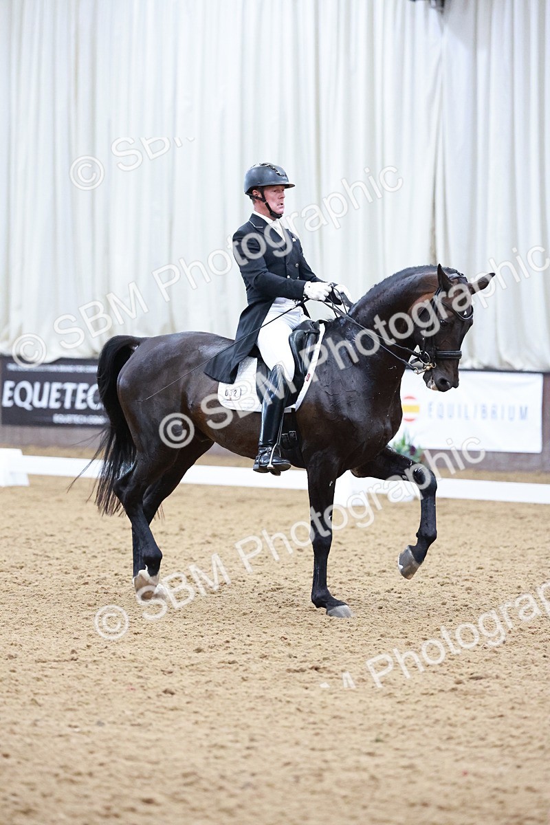 SBM_021481 - Class 14 - FEI Grand Prix - 17.40-18.34