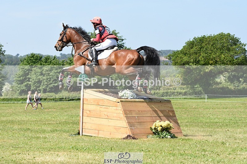 230527-111330-08819 - 304-MADFORD_LAW-Anna_Johannson-XC