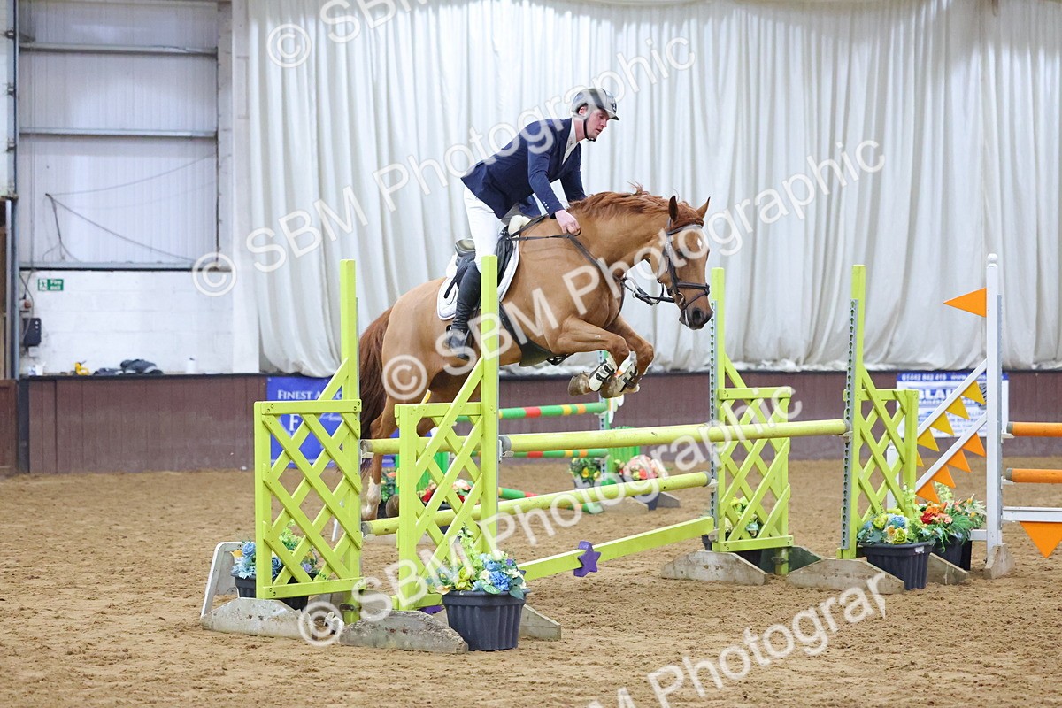 SBM_001157 - Class 14 - Nupafeed Supplements Senior Discovery/ 1m Open - First Round (1.00m)