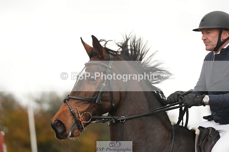 251107-130826-01079 - Cls 6 Foxhunter and 1.20m Open