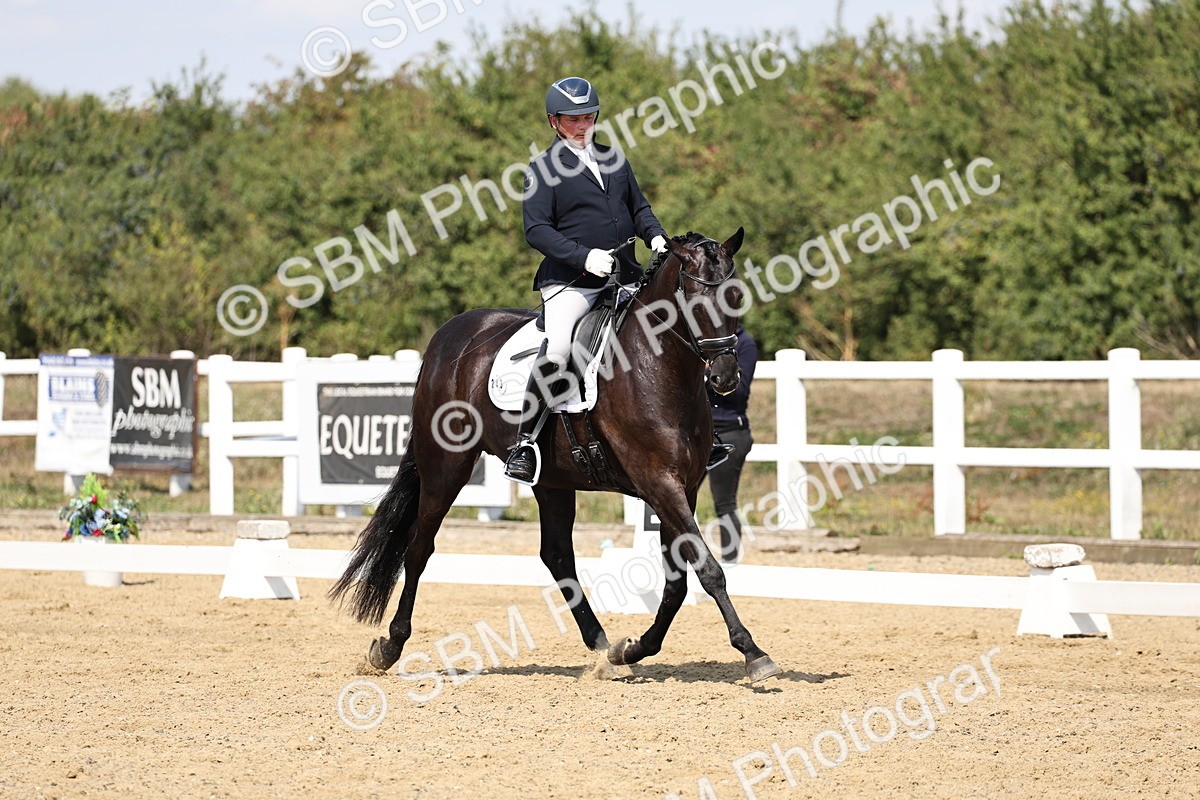 SBM_018618 - Class 16 - Novice 5 - 12.08-13.11