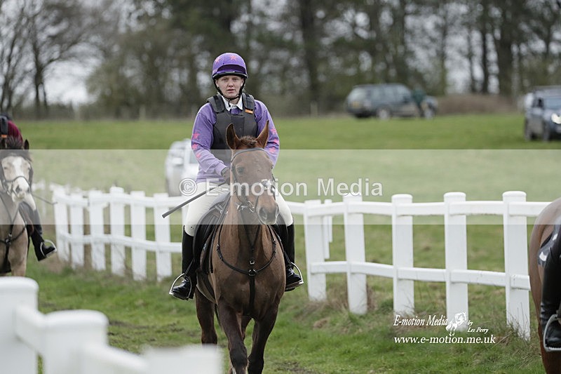 PtP 260323 0016 - New Forest Hounds Point-to-Point Larkhill 26/03/23