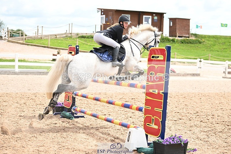 250504-132305-03426 - Cls 21+22 Club and Schools 1m