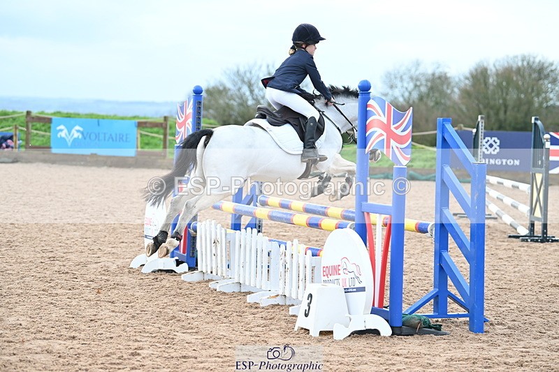 231203A-111749-00783 - Cls 16+17 Club and Schools 80cm