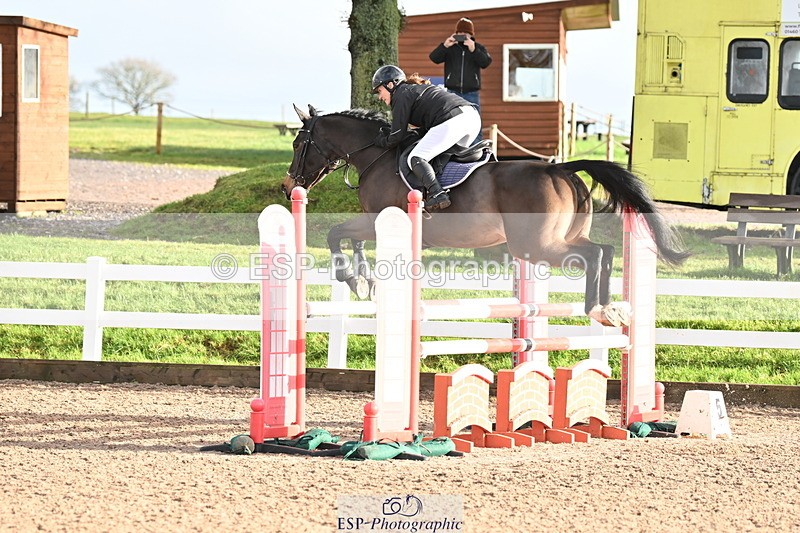 231209A-112231-01625 - Cls 11 Snr 1.05m Open