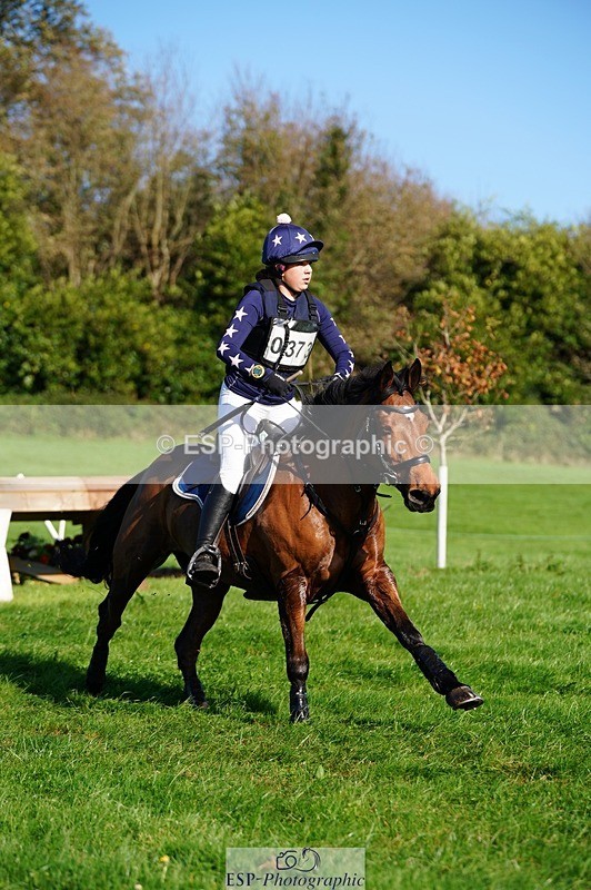 241026-111640-12084 - 373-Isabelle.Thwaite-BEACH.LADY