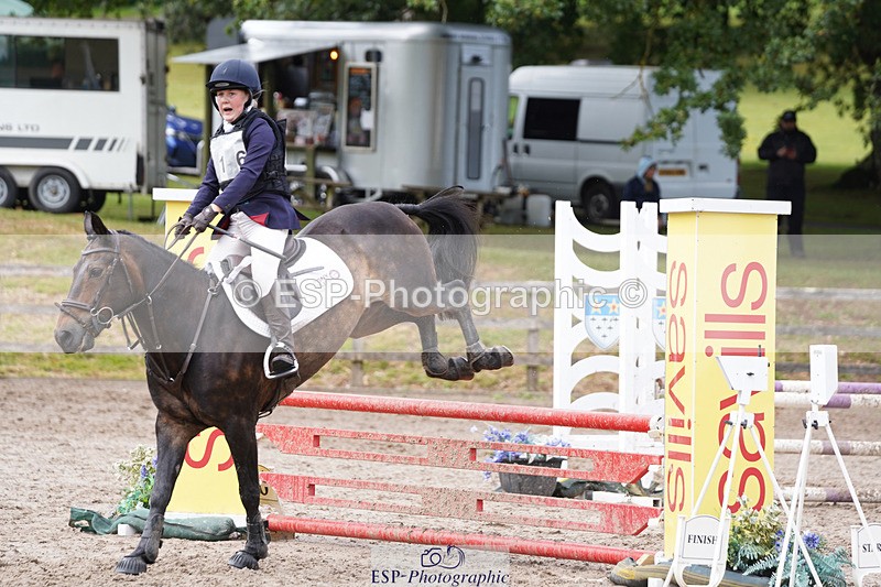 240824X-123118-24111 - 80cm Round 1 12.00 to 13.00