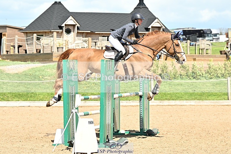 250416-133455-01148 - Cls 4 Newcomers and 1.10m