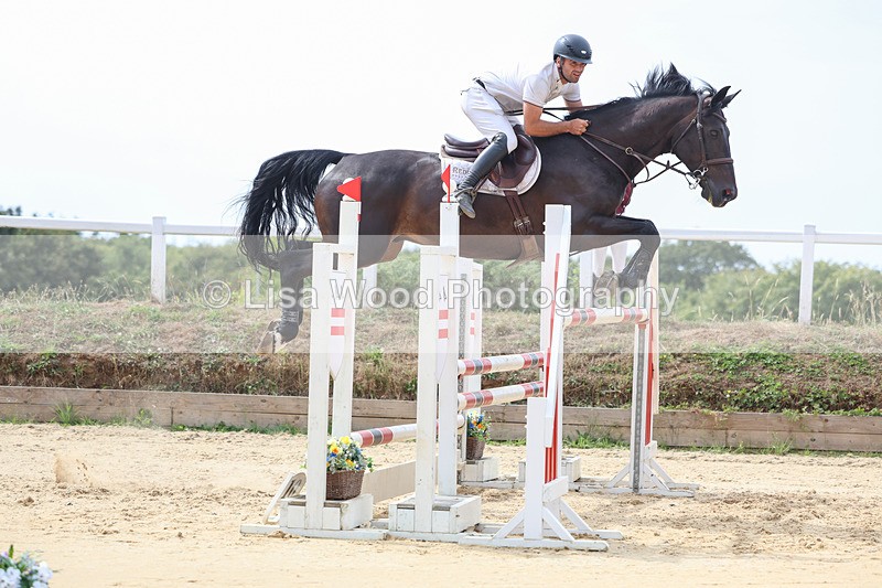 3E7A4520 - Class 9: Senior 1.30m open