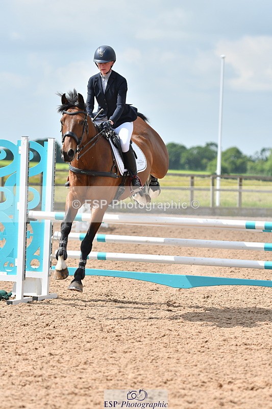 240609A-103541-03929 - Cls 16 Snr Discovery and 1m Open