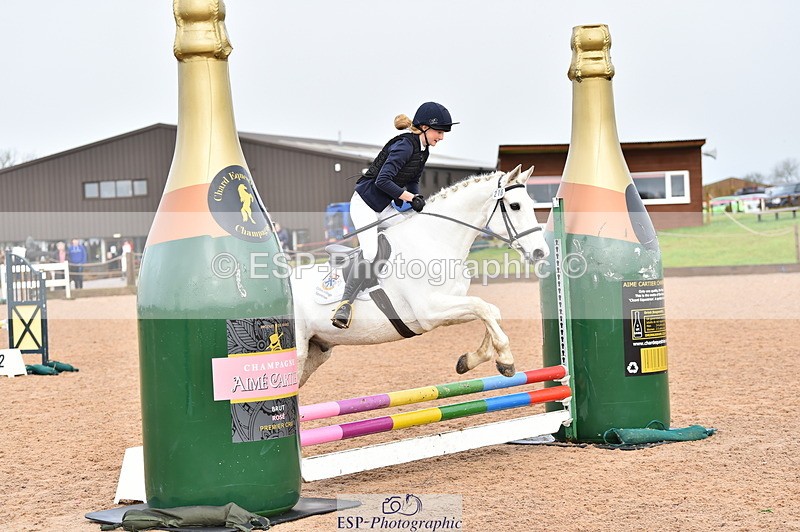 231118A-102456-01065 - Cls 18+19 Club and Schools 70cm