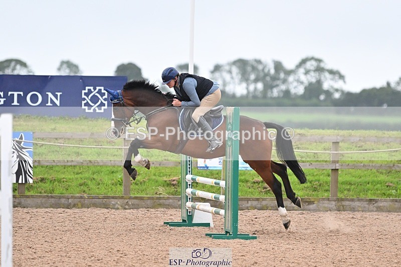 240813-180319-00572 - Classes 5 A&B & 6 80cm