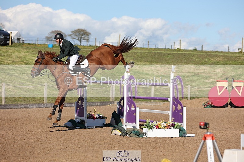 240419A-170440-09589 - Cls 10, 2 Star Big Tour 145cm  Break to End