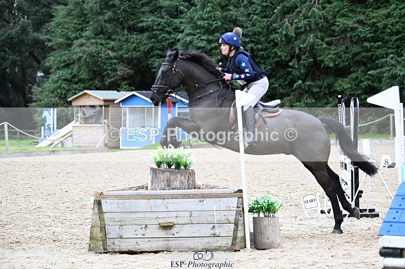 241116-120921-01257 - Cls 2 80-85cm 11.30 to End