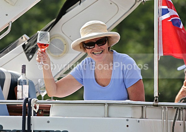 120628 SUSANNAH WT7A0564 - HENLEY ROYAL REGATTA Thurs 28th June 2012
