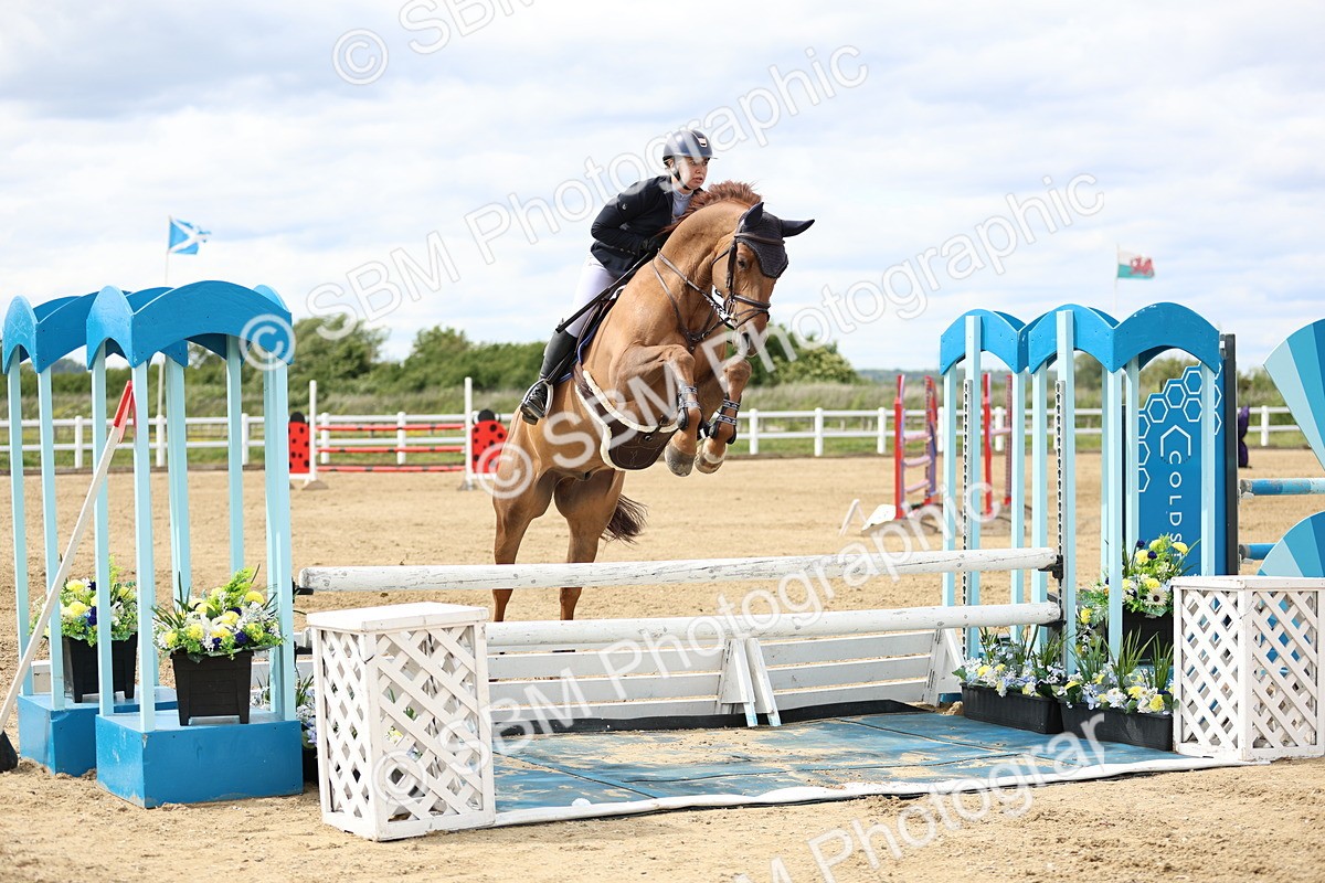 SBM_001391 - Class 5 - Senior Foxhunter - 1.20m