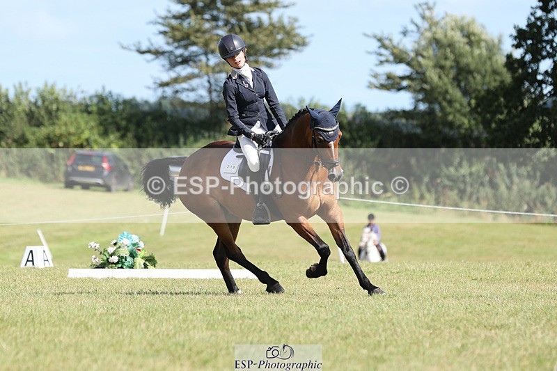 240824X-151928-28924 - D80 Ride off  14.15 to 15.30