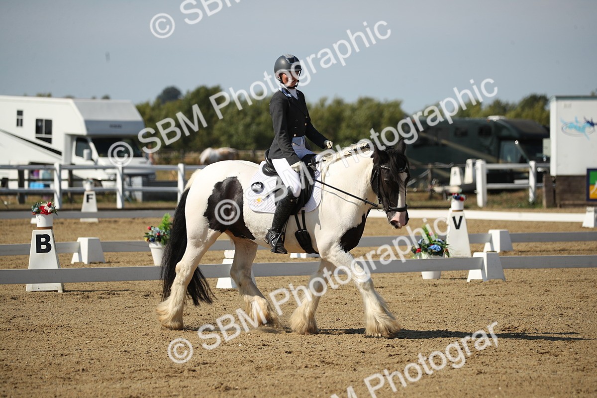 SBM_004173 - Class 11 - Novice 5 - 10.24-11.20