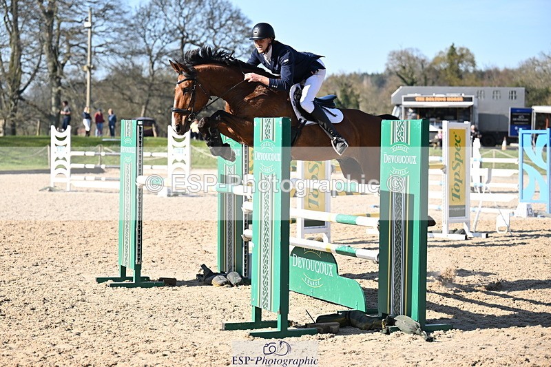 260321A-150640-01052 - 6 Foxhunter 1m 20 Open