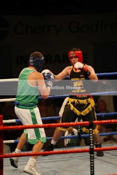 box 041008-16 - Boxing 04/10/08