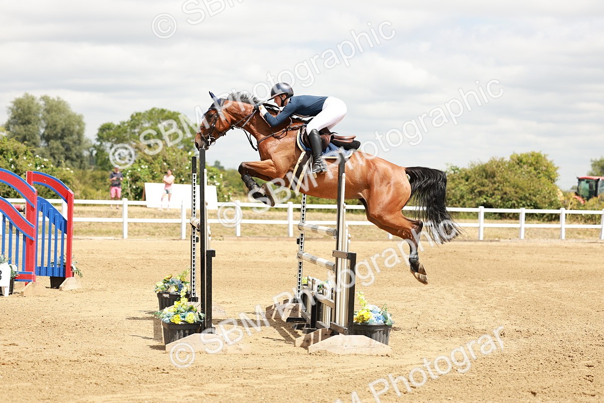 SBM_018499 - Class 21 - Senior Newcomers Championship 2d Rd
